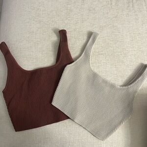 2 ARITZIA BABATON TANKS